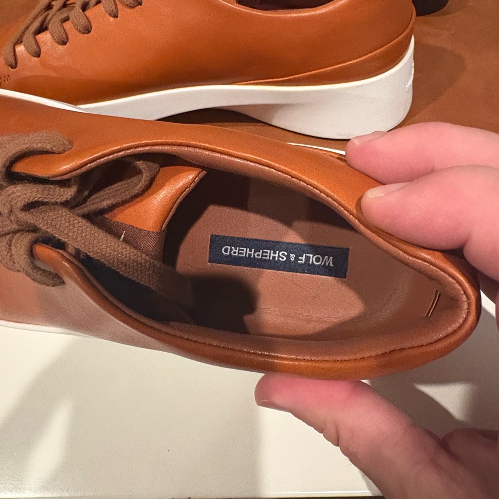 Wolf & Shepherd Men's Tan Leather Sneakers